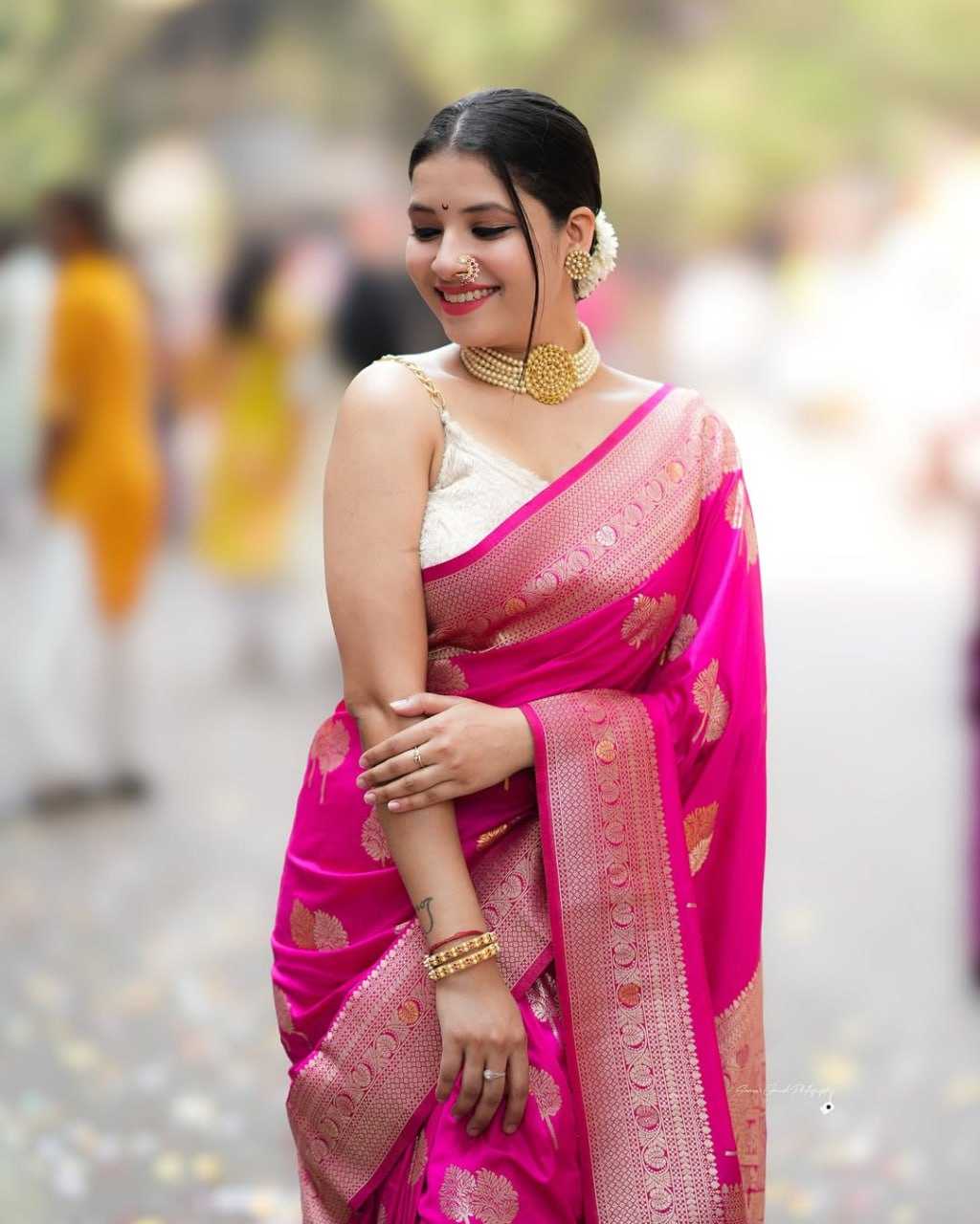 Maya Silks – by SareeSouls