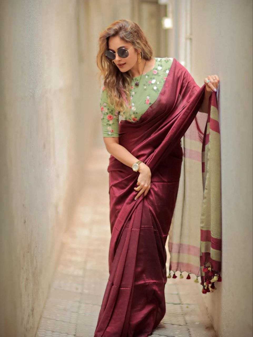 Oli Vannam | Paruthi Sarees - by SareeSouls